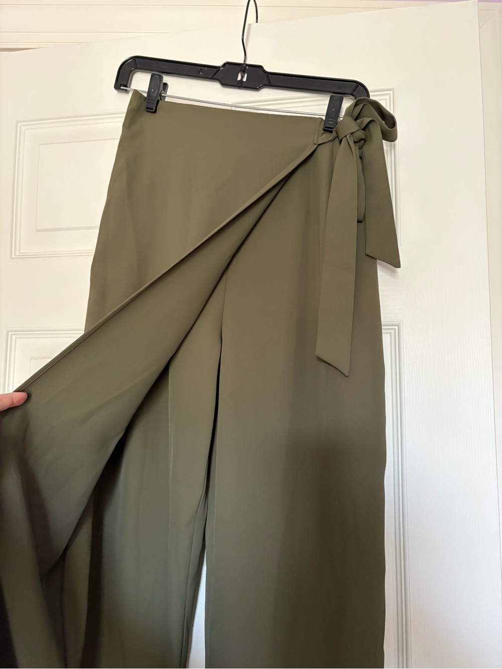 HALARA Olive Wrap Skirted Pants